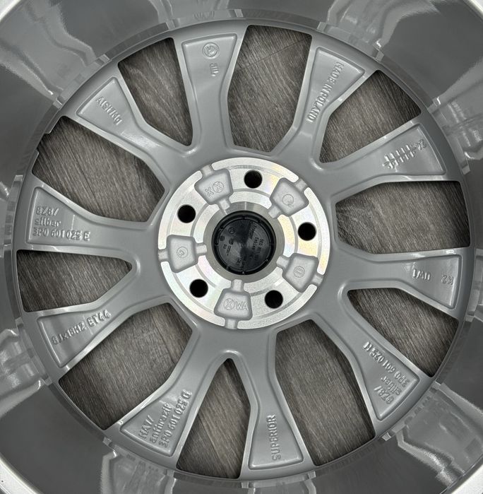 Нові оригінальні диски Skoda Superb IV 18 R18 Шкода Суперб 3P0601025H