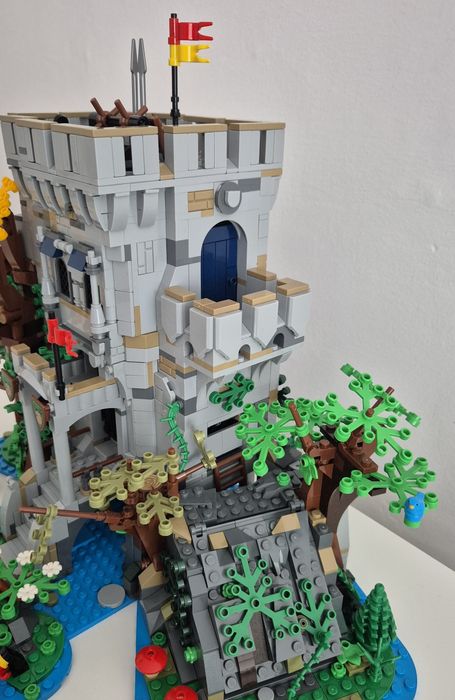 Lego 910001 BrickLink  Castle Zamek w lesie