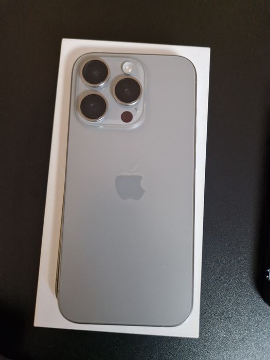 Iphone 15 pro официал