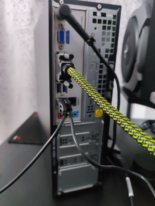 HP Slimline 450-a100np 8GB - 1 TB Impecável
