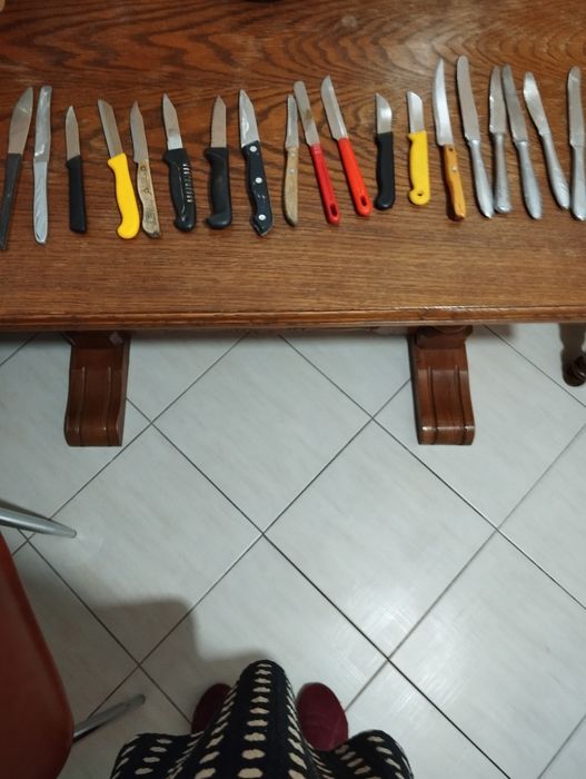 Zestaw różnych sztućców