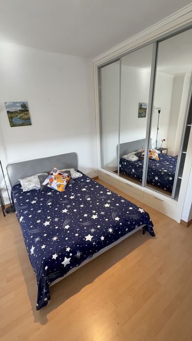 Quarto mobiliado na Moita