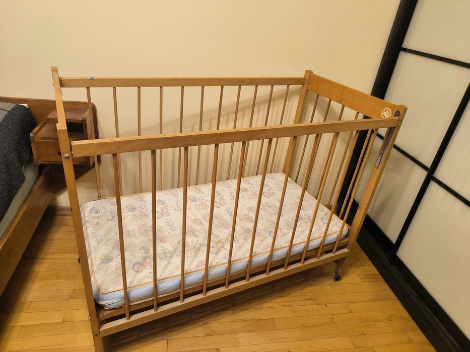Дитяче ліжко (вживане)