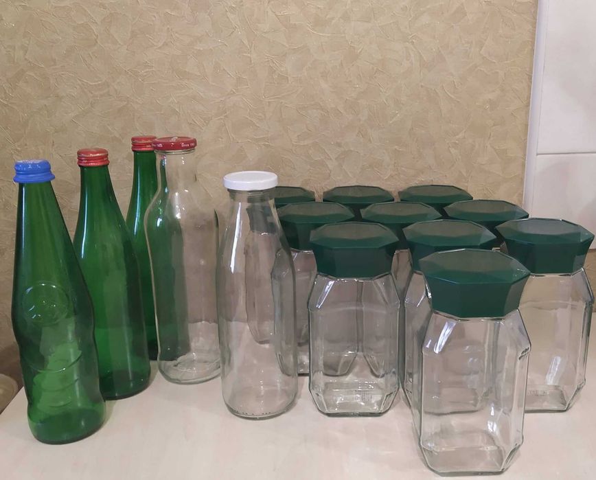 Винная бутылка без этикеток