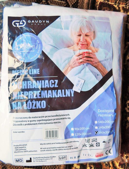 Prześcieradło nieprzemakalne z gumkami duże.