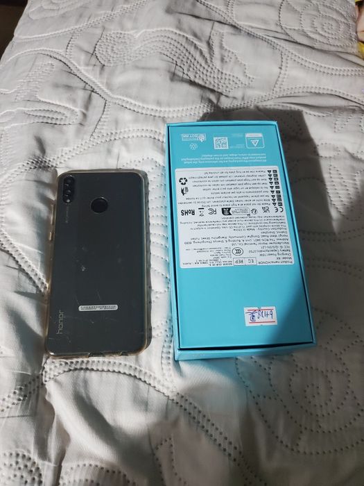 Продам телефон хуавей хонор 8х
