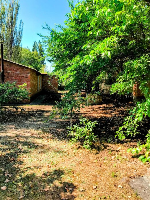 Продам  НЕДОРОГО МАГАЗИН с. Кінецьпіль