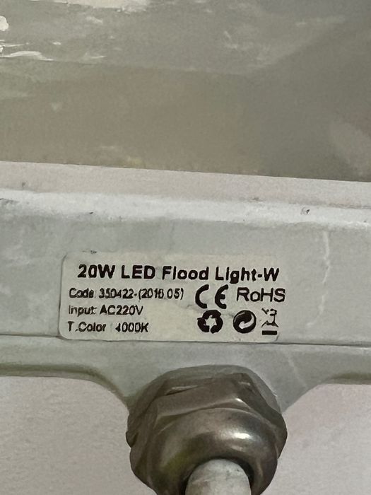 Foco LED 20W – branco frio 4000K (AC 220V)
