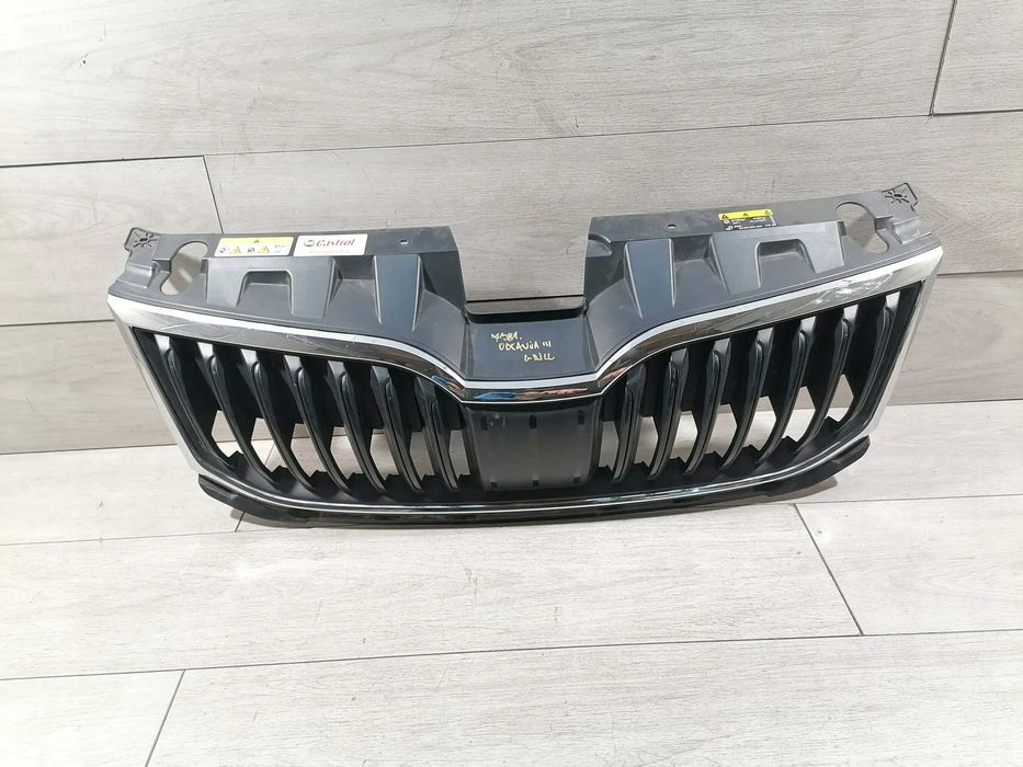Решітка радіатора Skoda octavia a7 2012-2020