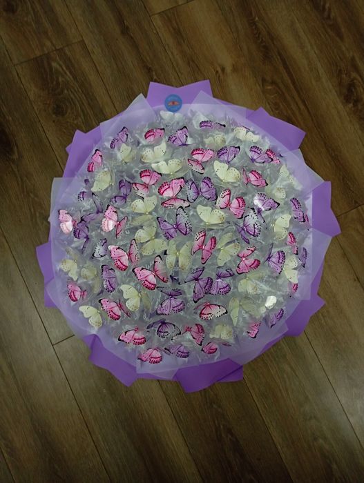 Незвичайний букет з метеликів  Ідеально для свят: День закоханих