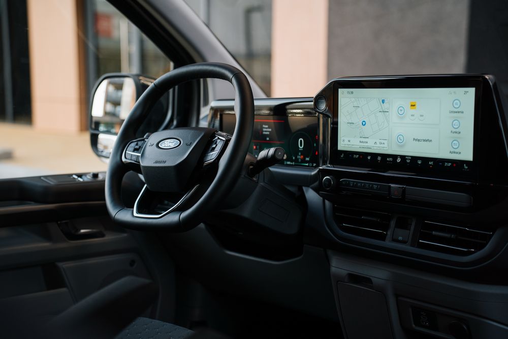 NAJNOWSZY 8-osobowy Ford Tourneo Custom L2 2025 r. wynajem