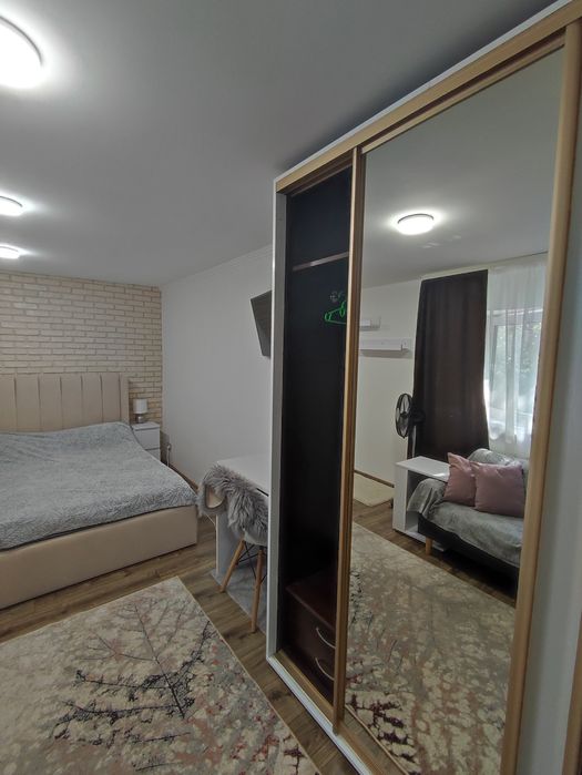 Здам будинок 1-кімнатний р-н центрального Стадіону