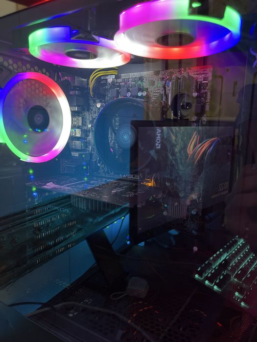 Продам ПК игровой, SSD, 16GB DDR4