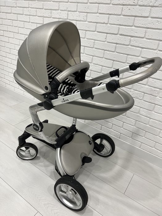 Продам Коляску Mima xari