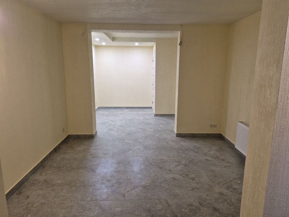 Продам нежитлове приміщення