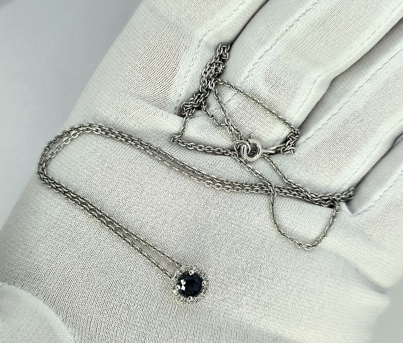 Подвеска с сапфиром и бриллиантами