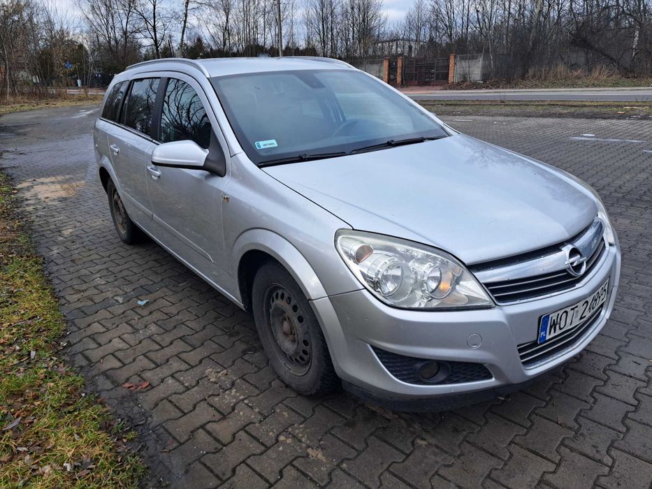 Opel Astra H 1.6 LPG Kombi  Lift Hak doinwestowany, do jazdy!
