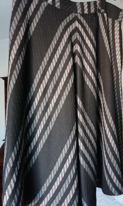 Baixa de preço! 8 Saias (ao preço de 1)  para todas as ocasiões sempre na moda!