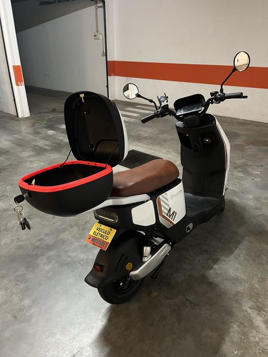Scooter eletrica