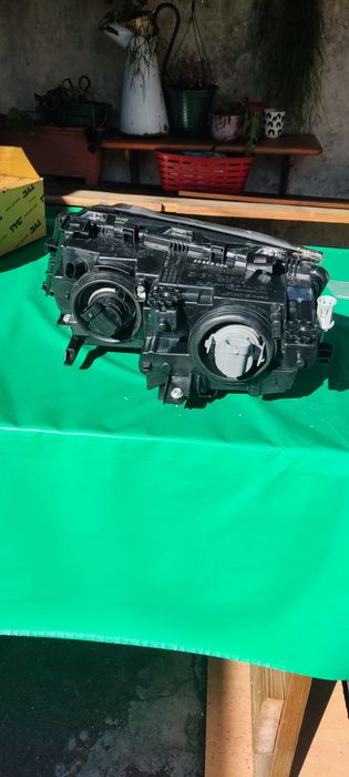 Ótica lado direito BMW E46 2002