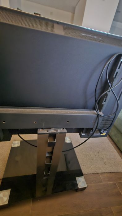 Televisão Hantarex STRIPES LCD 42" Full HD DVB-T/DVB-C + Comando