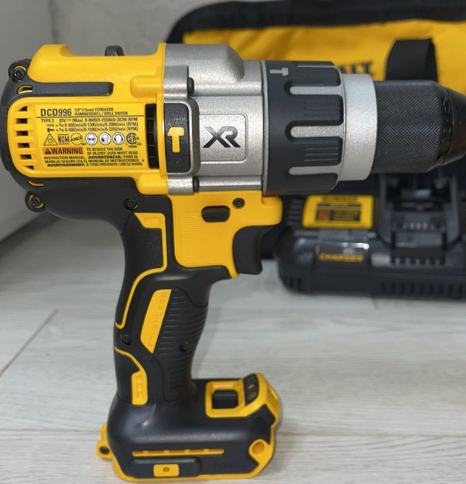 Набір DeWalt dck320R1X1, реноватор,дриль,импакт, акумулятор 9ah,6ah