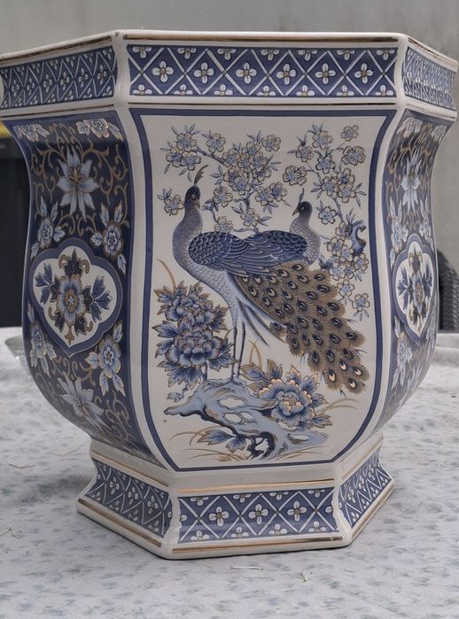 Vaso de cerâmica.