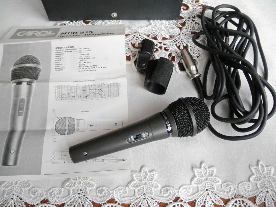 Mikrofon dynamiczny CAROL MUD- 525 . Wokalny . Stan BDB.