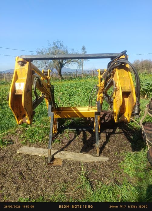 Carregador frontal