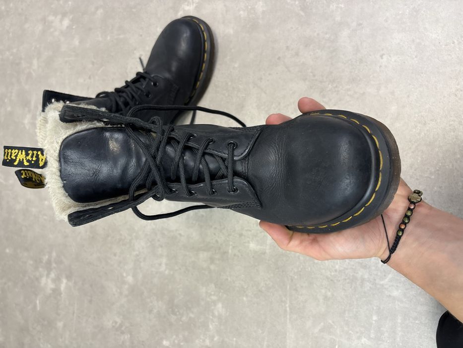 Czarne skorzane buty Dr. Martens 1460 Serena
