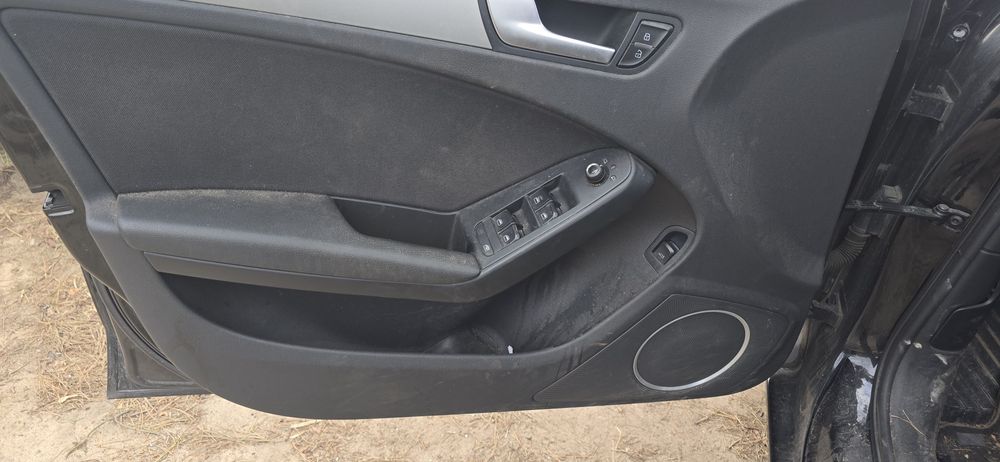 Fotele przednie Audi A4 B8 07-11 grzane szkocka krata Europa