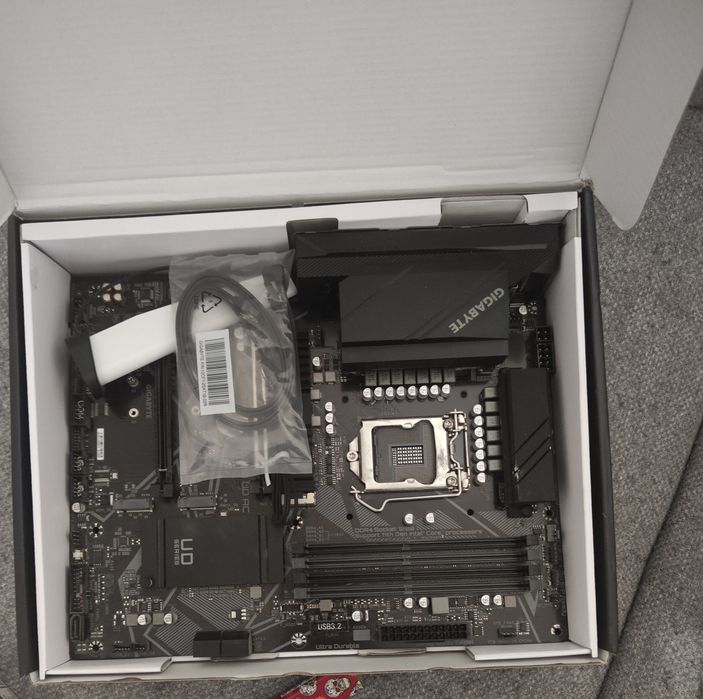 I7-10700k / RTX 3070 8GB / 32GB RAM Aceito Retoma