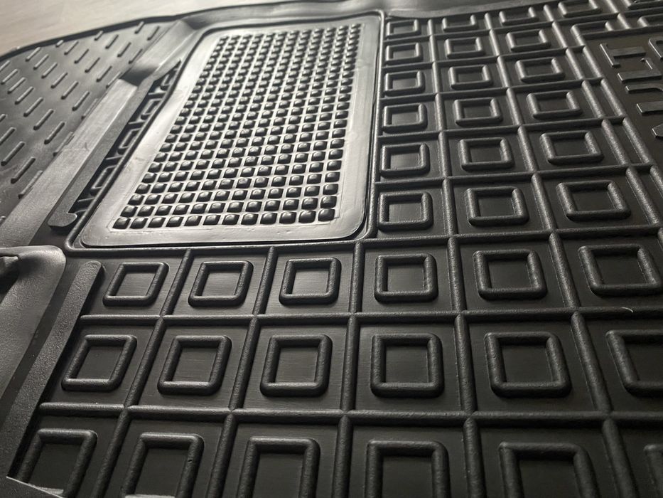 Резинові Коврики На ВСІ АВТО в салон  багажник поліки