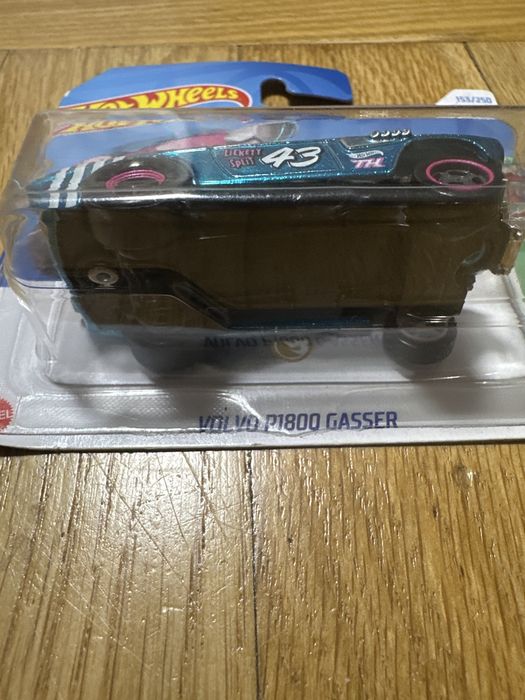 Hotwhells стх volvo p1800 gasser