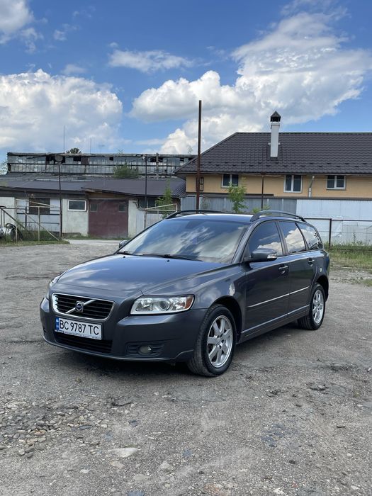 Продам Вольво В50 2.0 дизель Volvo v50 2.0 diesel