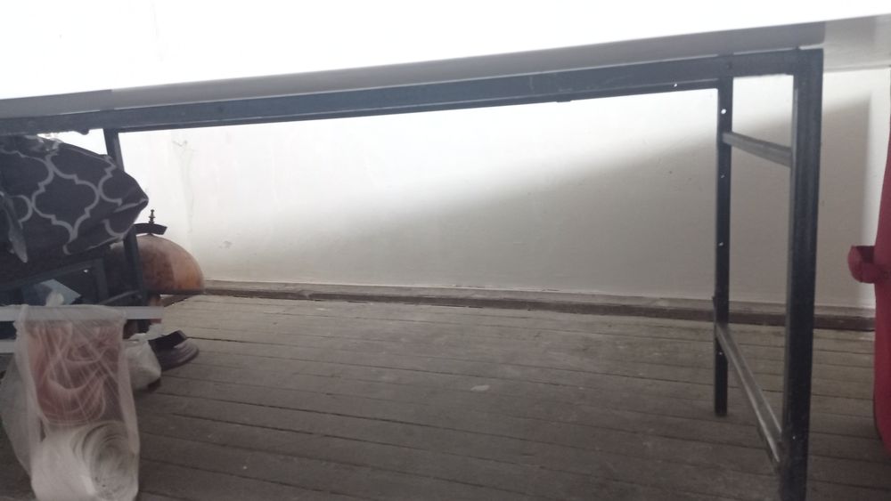 Стол для разных целей, ширина 205см, глубина 139см