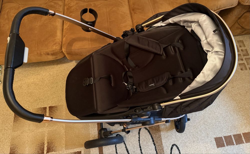 Продаю коляску Maxibaby IQ – Black 3в1