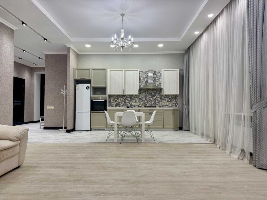 Продается Евро-двушка на Соборной