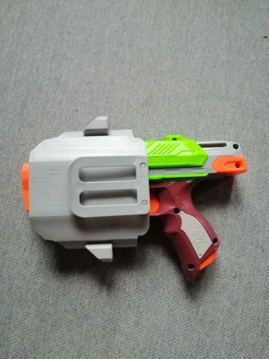 Nerf zombie strike / sidestrike