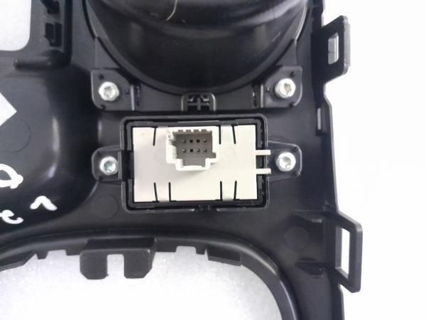 Consola central RENAULT Megane IV (B9A/M_)