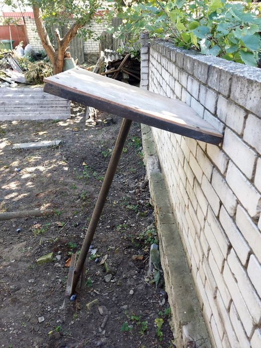 Стол для дачи ,або на кладовище