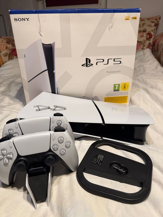 PlayStation 5 Slim Disc + 2 Pady + Stacja Dokująca + Pudełko | mało używana