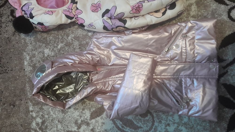 Речі для дівчинки куртка жилетка