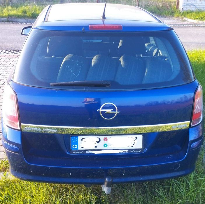 Opel Astra H 1.6i. 1.7-19 Двері Бампер ЕГУР рульову рейку, балку, фари