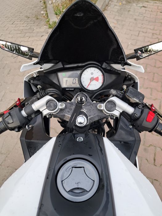 Motocykl Yamaha YZF-R125 Doinwestowany
