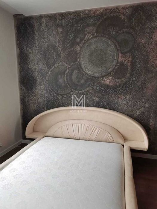 Продам 2к квартиру в центре‼️ (сталинка), Сумской рынок, Парк Горького