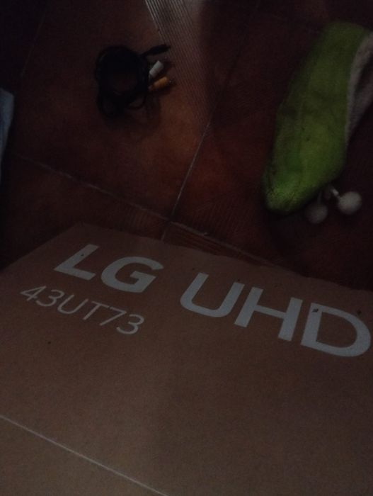 TV LG UHD 4K 43"