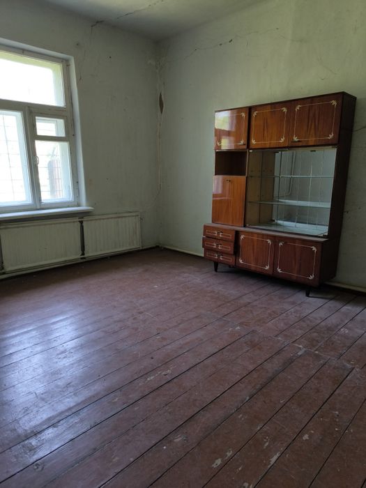 Продам 2 кім квартиру в районі вокзалу