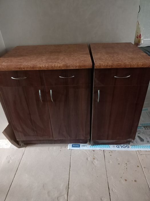 Продам кухонну мебель