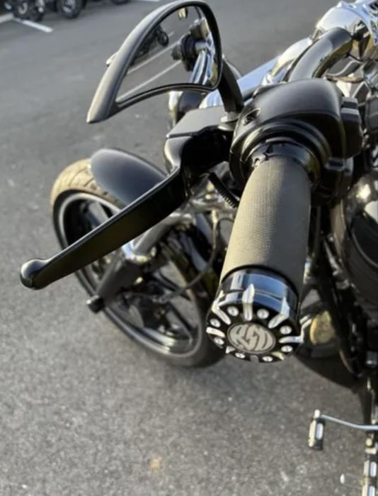 Harley-Davidson Breakout 103